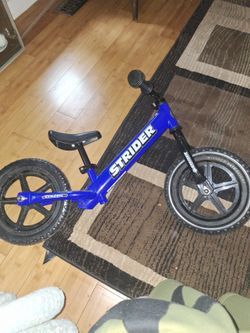 12 inch   Strider clasic push bike