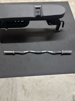 Olympic EZ Curl Bar - 75$