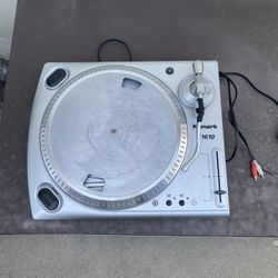Numark T1610 turntable working but for Repair or Parts