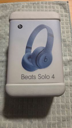 Beats Solo  4  Bluetooth Wireless Headphones