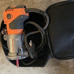 RIDGID 5.5 Amp Corded Laminate Trim Router, model R2401.