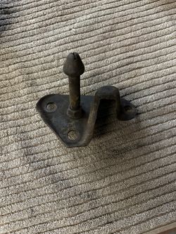 70-72 Chevelle and El Camino Hood Catch