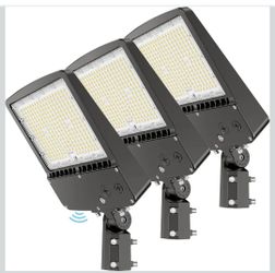 LED Parking Lot Lights 200W 30,000LM Dusk to Dawn Pole Lights 3-Pack