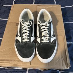 Mens Old School Vans Size 10