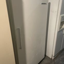 Frigidaire freezer works great