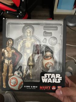 Mafex C-3PO & BB-8 Action Figures
