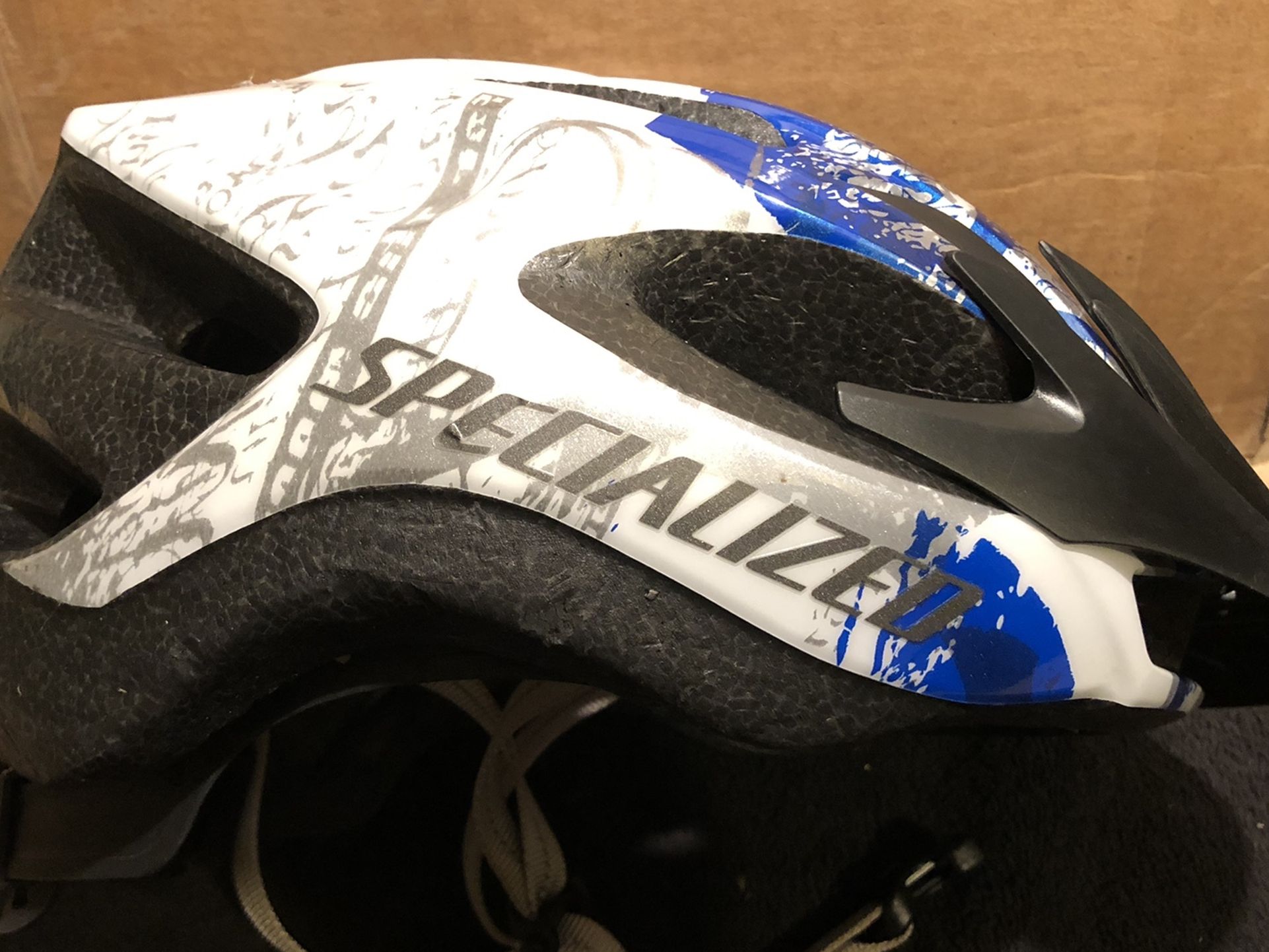 Specialized “Align” Cycling Helmet Size 54-62cm (medium)