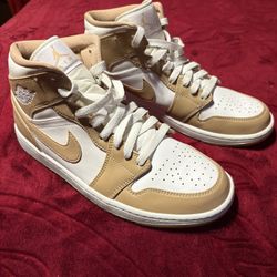 Tan Gum Jordan 1 Mid 10 M