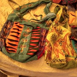 3 Vintage Crossbody Bags. 