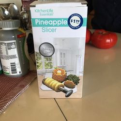 Pineapple Slicer