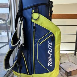 Golf Clubs With TopFlite Bag.