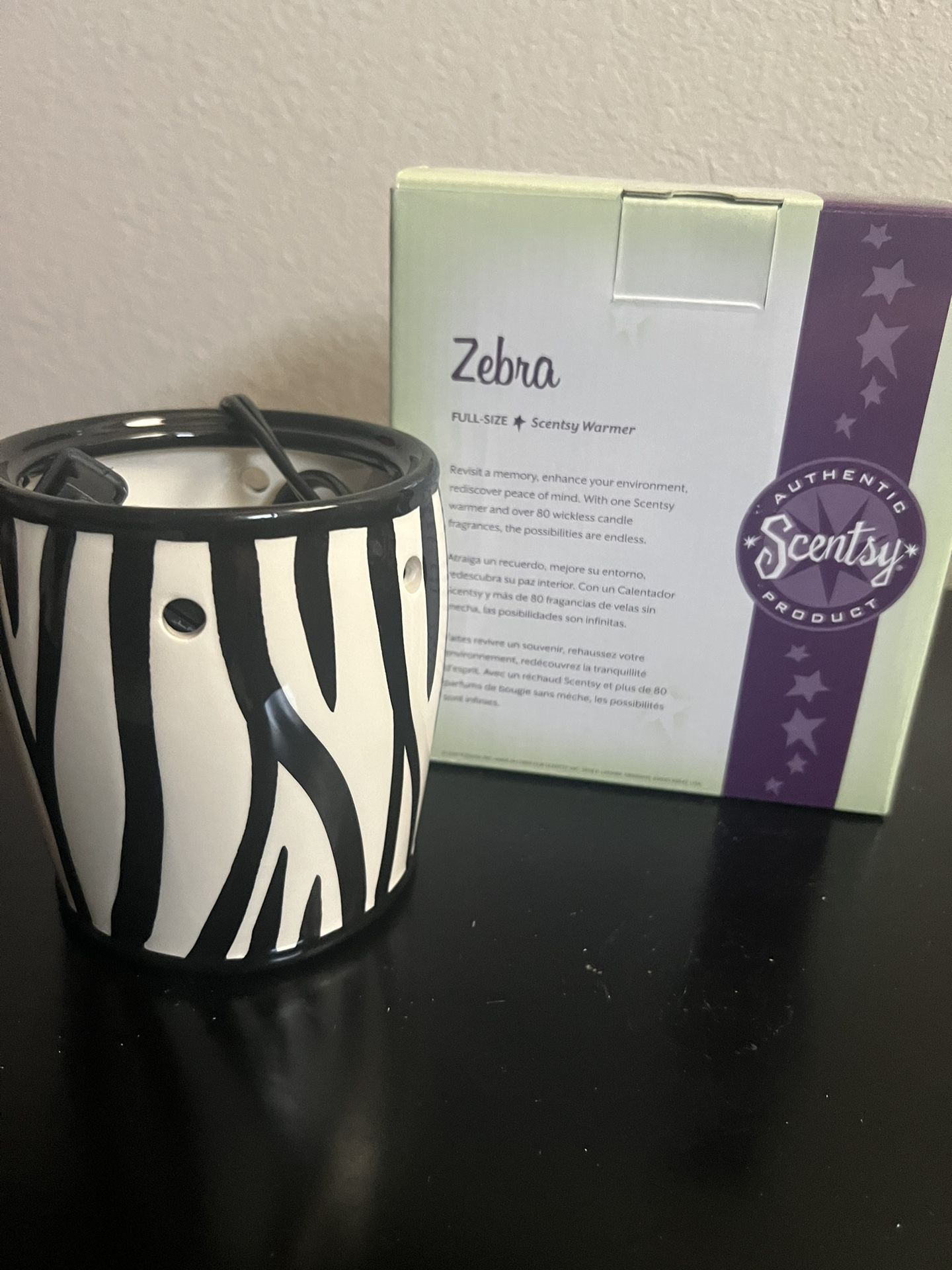 Zebra Scentsy Warmer. Retired