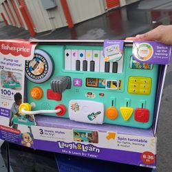Fisher Price Laugh &Learn Dj Table 