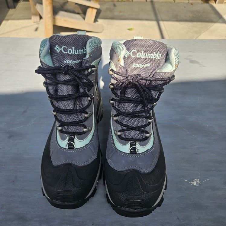 Columbia Women Winter Boots Size 8