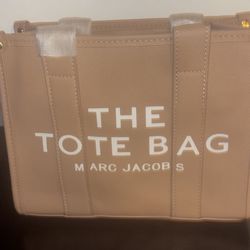 Marc Jacobs *Medium* Beige bag