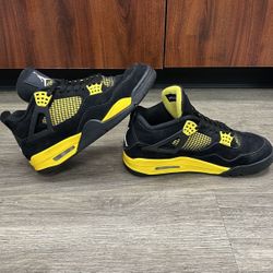 Jordan Retro 4 Thunder Sz 10.5 DH6927-017