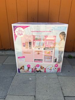 Disney Princess Kitchen play set