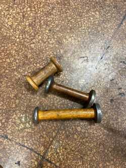 Antique thread holder