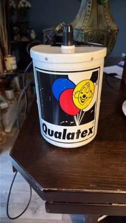 Qualatex balloon inflator
