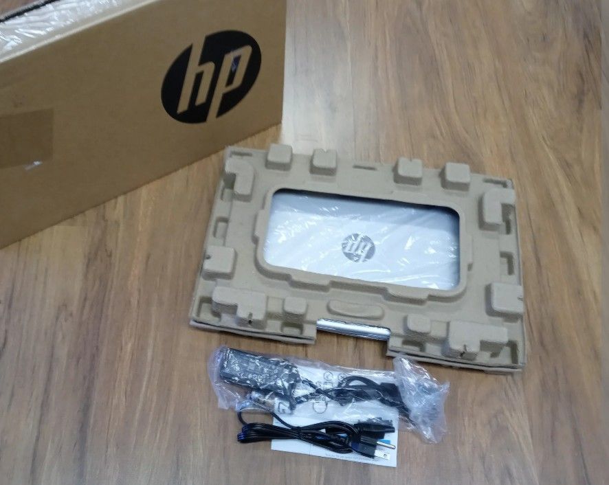 BRAND NEW HP LAPTOP IN BOX