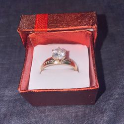14kt Engagement Ring Size 10