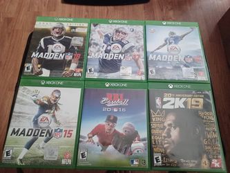 XBOX SPORTS GAMES LOT AND NEW XBOX SERIES X CONTROLLER $120 FINAL PRICE READ DESCRIPTION AND SEE ALL PICTURES