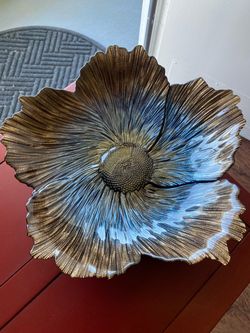 Beautiful Glass Flower Decorative Bowl