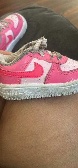 Nike Air Force 1 Pink Sneakers