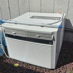 Kenmore 15,000 BTU Window AC – Model (contact info removed)1 – Large Unit ❄️