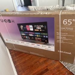 65” LG 4k brand new in box Ps5 pro digital brand new in box P5 blue controller