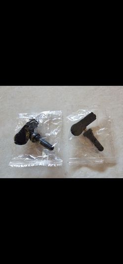 TPMS TIRE PRESSURE SENSOR DE8T-1A180-AA 315MHZ for Ford Lincoln Mercury 331B8C6A Set Of 2 New