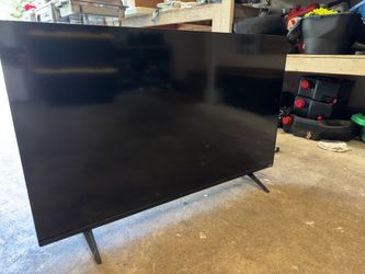 Vizio 43 Inch TV V4K43M-0804
