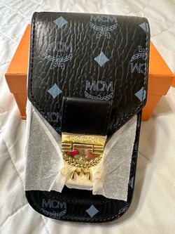 Sling bag with box