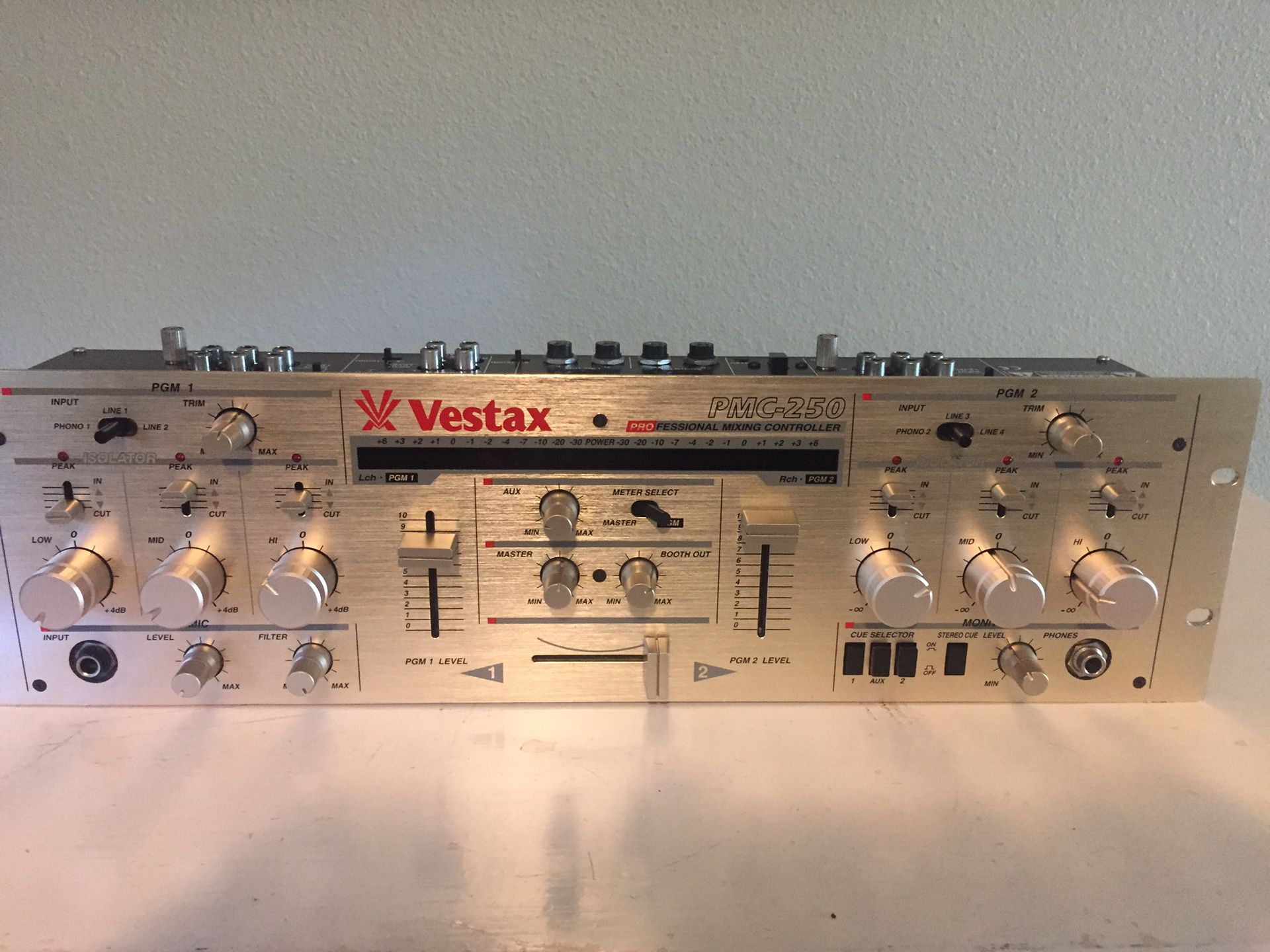 Vestax PMC-250 DJ Mixer for Sale in Portland, OR - OfferUp
