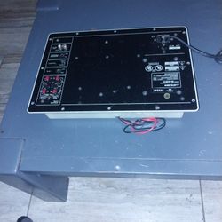 Mitsubishi   POWERED  SUBWOOFER 