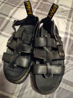 Dr martens sandals