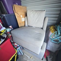 White living room chairs