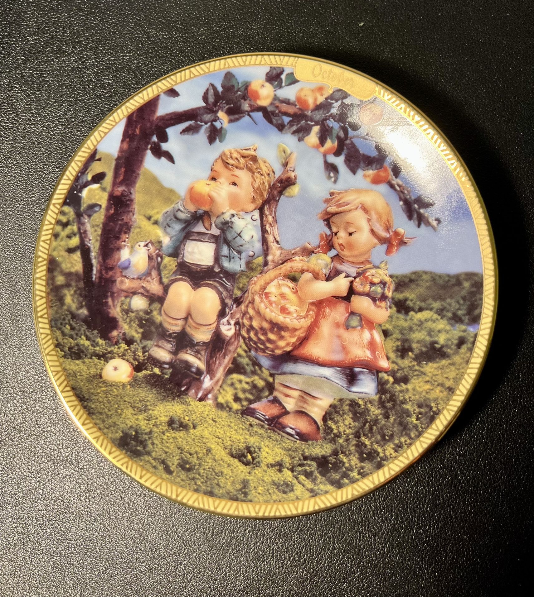 The Bradford Exchange 1999 Hummel Season Of Joy October Perpetual Calendar NIB 5.75”