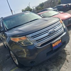 2014  Ford Explorer  XLT