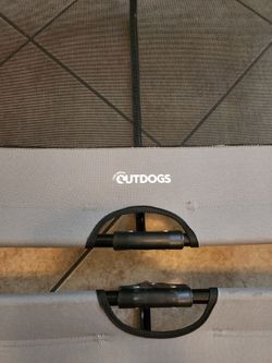 The Great Outdogs Elevated Dog Beds -