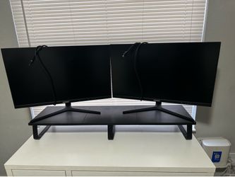 27in  element 4K dual monitor set up with stand