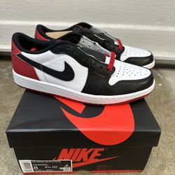 Brand new DS Nike air Jordan 1 Low Back toe Size 8