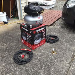 Fortress  air compressor 175 lbs pressure with accessories