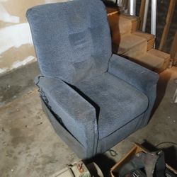 Pride Mobility Left/recliner Chair
