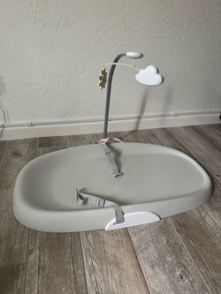 Skip hop changing pad