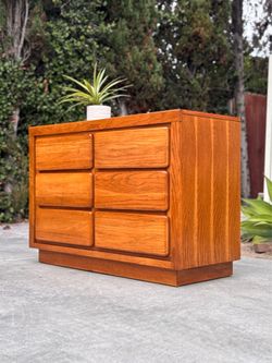 Mid Century Postmodern 6-Drawer Lowboy Dresser – Wood Vintage