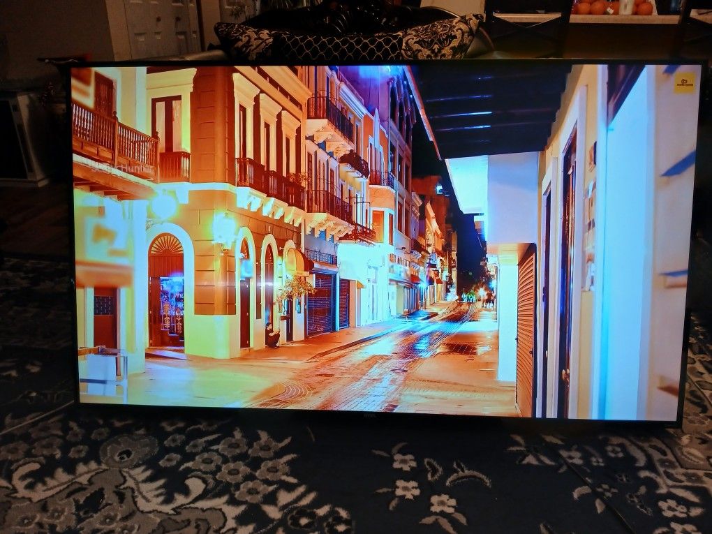 65-inch 4K UHD HDR Roku Smart TV