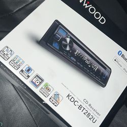 Kenwood Stereo brand new