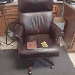Bradington Young Swivel Office Chair