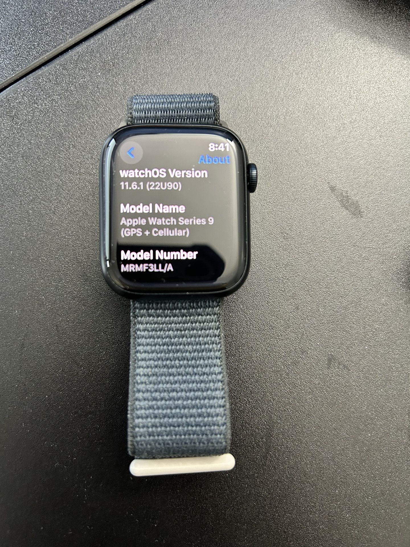 Apple Watch 9 - 45mm GPS+cellular